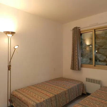 Apartment T3 Avec Piscine, Parking Et Terrasse Proche Plage Au Lavandou - Fr-1-251-761
